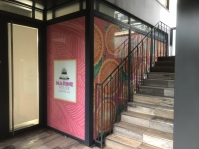 ガラス面グラフィックサイン
